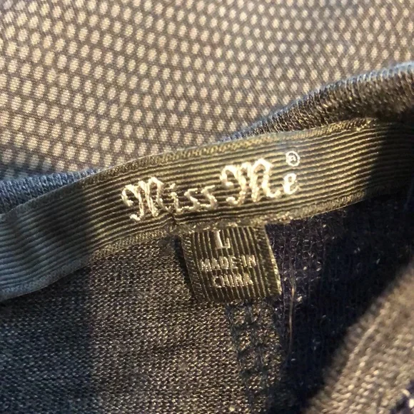 Womens NWOT size Large Miss Me cotton top - Picture 2 of 3